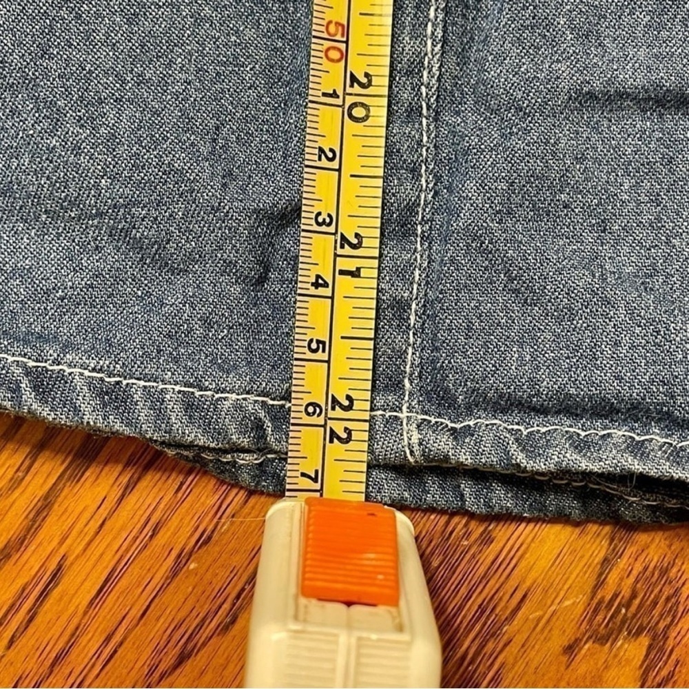 Vintage 1990s David Bitton Blue Denim Sleeveless Button Up Top - Picture 10 of 12